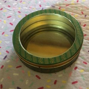 6 inch diameter vintage tin with plastic clear lid